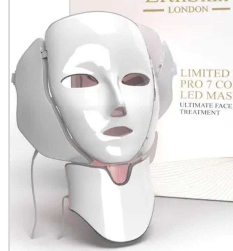 Skinovia Lux LED mask packaging